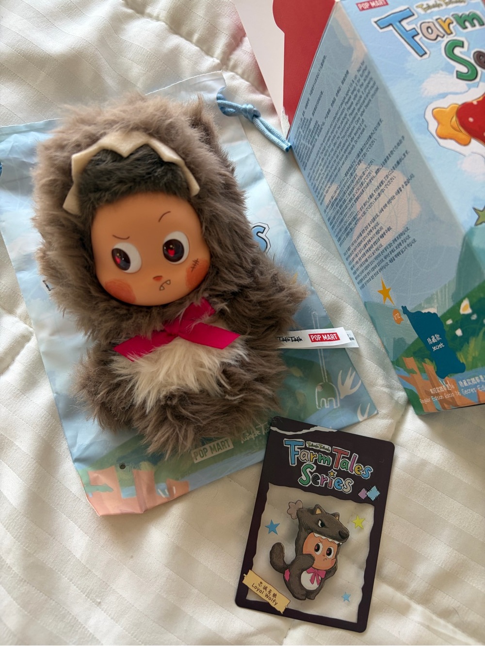 Pop Mart Twinkle Twinkle Farm Tales Series - Loyal Wolfy Vinyl Plush Pendant